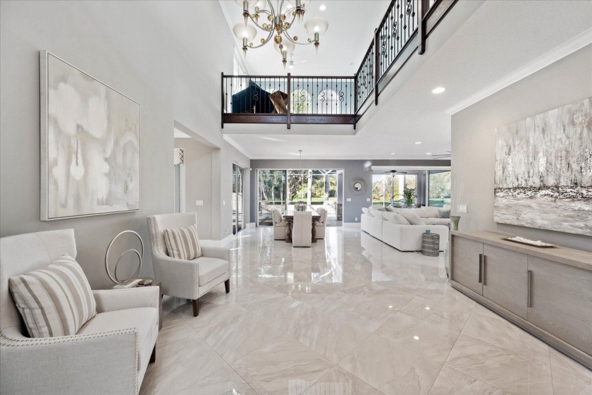 Just what you have been waiting for...Elegant and sophisticated - Beach Home for sale in West Palm Beach, Florida on Beachhouse.com