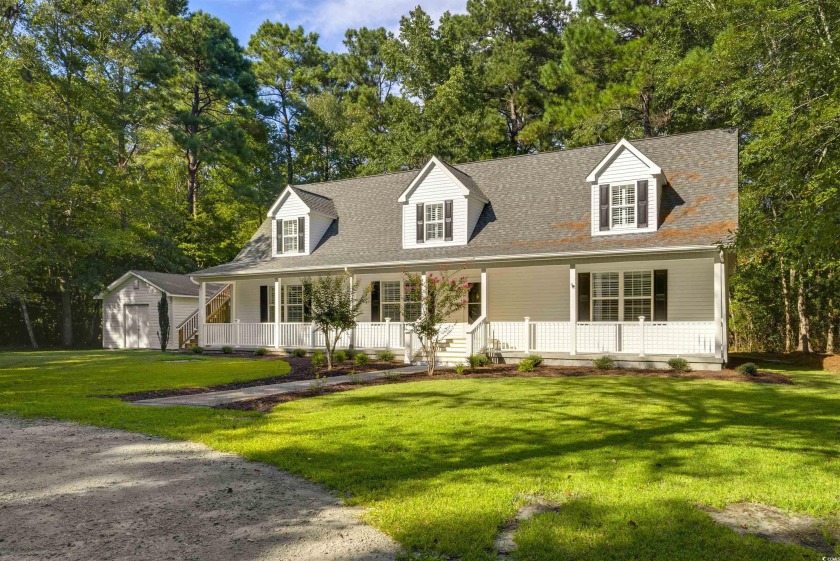 Charming 6 BR/3 BA two story home with rocking chair full front - Beach Home for sale in Little River, South Carolina on Beachhouse.com