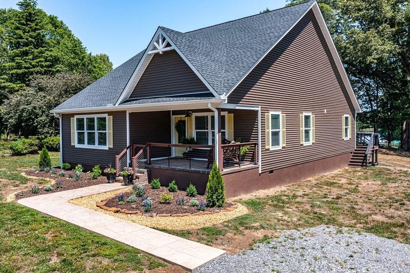 Deep water access, thoughtful craftsmanship, and easy - Beach Home for sale in Lottsburg, Virginia on Beachhouse.com