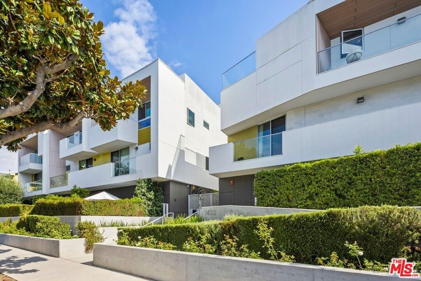 Set within a gated boutique building just moments from the best - Beach Condo for sale in Santa Monica, California on Beachhouse.com