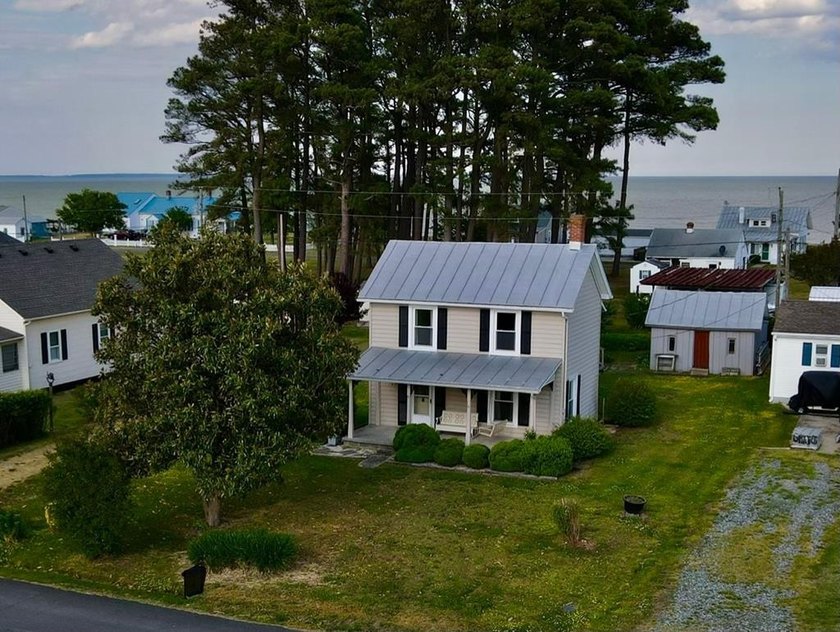 Welcome to Lewisetta - a close-knit community surrounded by - Beach Home for sale in Lottsburg, Virginia on Beachhouse.com