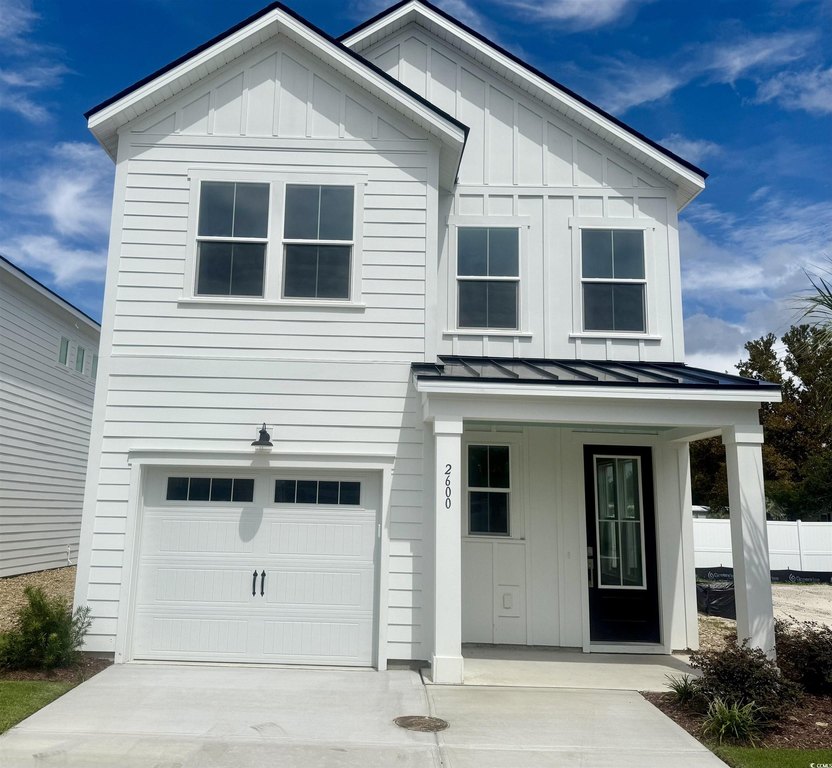 Fall in love with this move-in ready 4-bedroom, 2.5-bath home in - Beach Home for sale in North Myrtle Beach, South Carolina on Beachhouse.com
