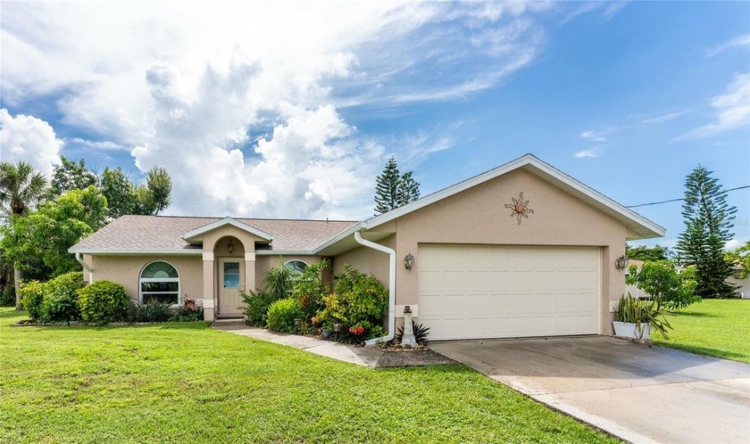 Move right in! NO DAMAGE FROM HURRICAN MILTON! This beautiful - Beach Home for sale in Port Charlotte, Florida on Beachhouse.com