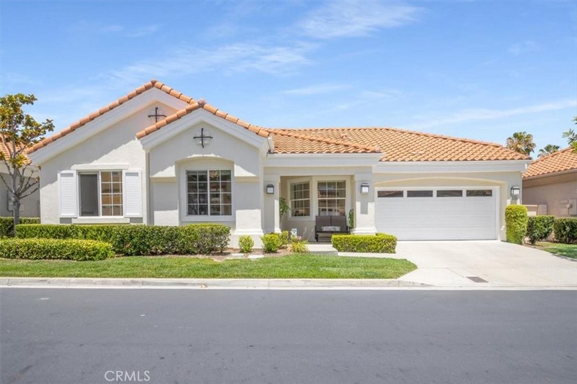 Nestled on a spacious cul-de-sac in the highly sought-after 55+ - Beach Home for sale in Mission Viejo, California on Beachhouse.com