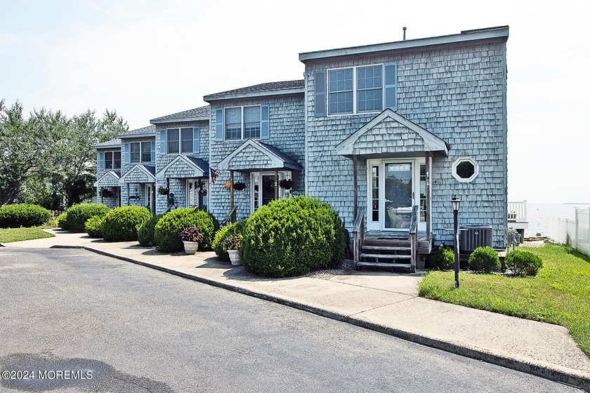 Waretown Bayfront Condo in Captains View.  This complex only has - Beach Condo for sale in Waretown, New Jersey on Beachhouse.com