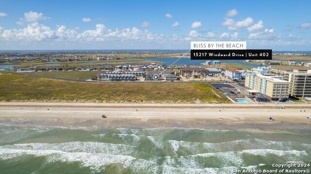 **SHORT-TERM RENTALS ALLOWED**INVESTOR OPPORTUNITY -BUNDLE AND - Beach Townhome/Townhouse for sale in Corpus Christi, Texas on Beachhouse.com