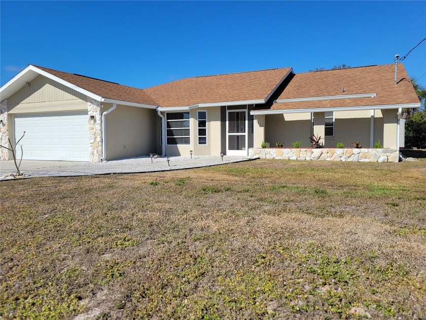 **** PRICE IMPROVEMENT!!! $280,000 *****
Don't miss your chance - Beach Home for sale in Port Charlotte, Florida on Beachhouse.com