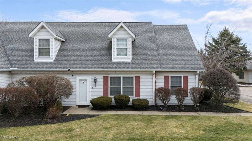 Welcome to this stunning 3 bedroom, 2 full bath Cape Cod condo - Beach Condo for sale in Fairport Harbor, Ohio on Beachhouse.com