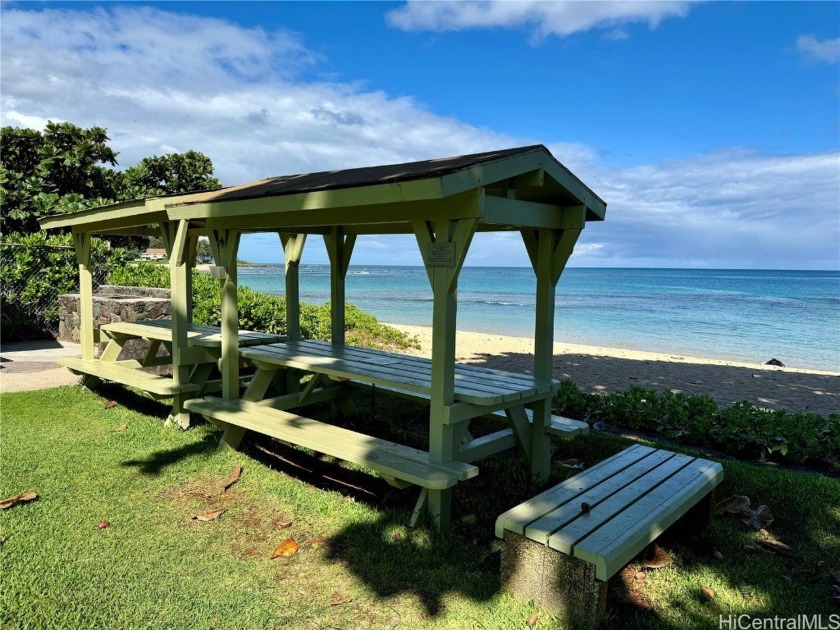 Rare ground floor corner unit at Haleiwa Surf! Discover the - Beach Condo for sale in Haleiwa, Hawaii on Beachhouse.com