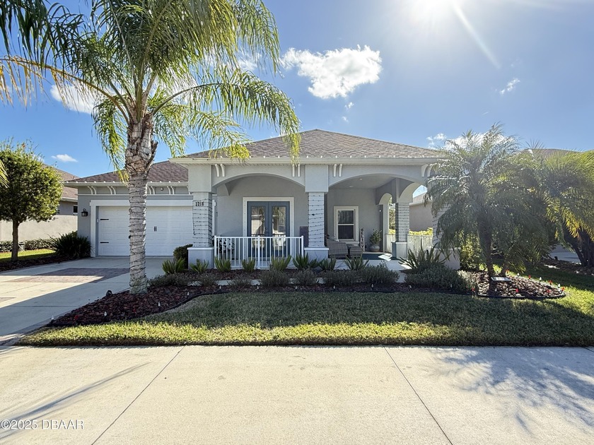 Direct waterfront. Beautifully updated 3 Br, 2Ba, 2 Car garage - Beach Home for sale in New Smyrna Beach, Florida on Beachhouse.com
