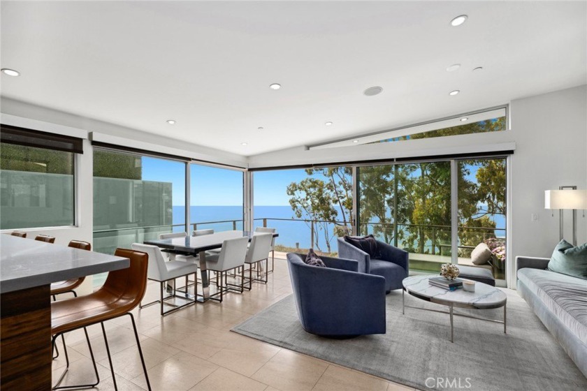 Magnificent views of the Pacific Ocean, Catalina Island - Beach Home for sale in Laguna Beach, California on Beachhouse.com