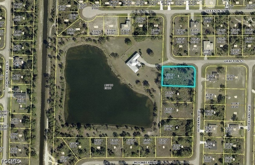 LAKE VIEW! Rare and unique opportunity to own a prime homesite - Beach Lot for sale in Lehigh Acres, Florida on Beachhouse.com