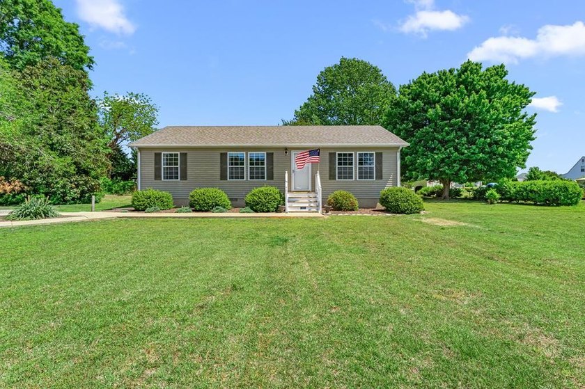 Adorable ranch-style home located in a sought-after water access - Beach Home for sale in Wicomico Church, Virginia on Beachhouse.com