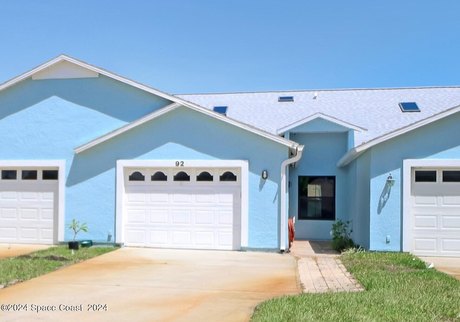 Single-story beachside 2 bedroom, 2 bathroom townhome. HOA - Beach Townhome/Townhouse for sale in Indian Harbour Beach, Florida on Beachhouse.com