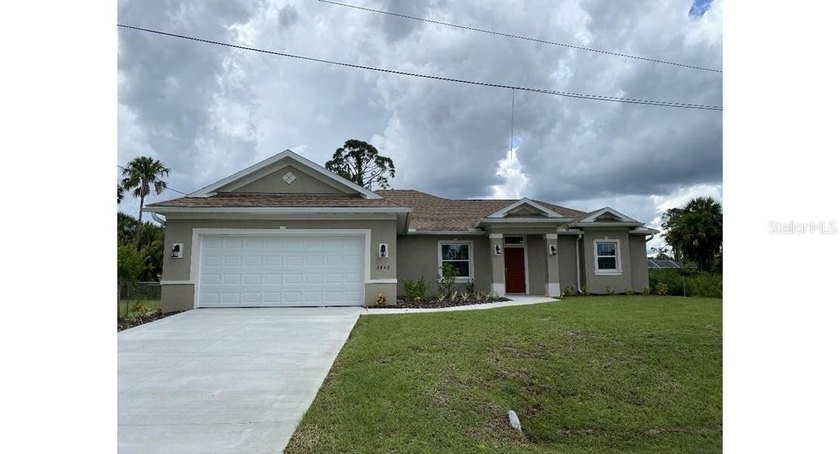 MOVE-IN READY!!!! NEW CONSTRUCTION !  This 4 bedroom home has - Beach Home for sale in North Port, Florida on Beachhouse.com