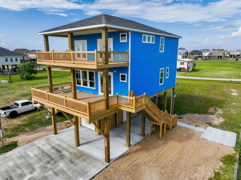 Price REDUCED for new construction completion.. This beautiful - Beach Home for sale in Crystal Beach, Texas on Beachhouse.com