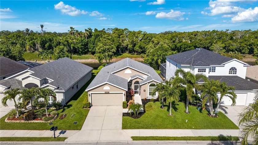 NON FLOOD ZONE - WELCOME HOME TO THIS RENOVATED AND BEAUTIFULLY - Beach Home for sale in Estero, Florida on Beachhouse.com