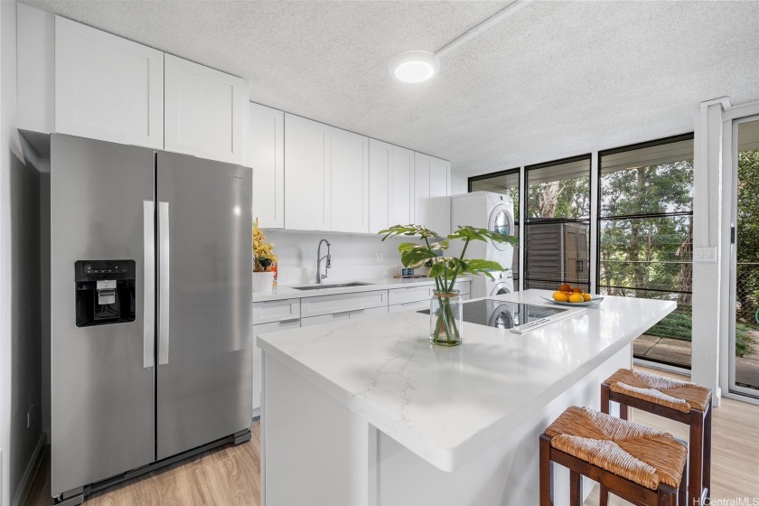 Welcome home to Na Pali Gardens Unit K-2, beautifully renovated - Beach Condo for sale in Kaneohe, Hawaii on Beachhouse.com