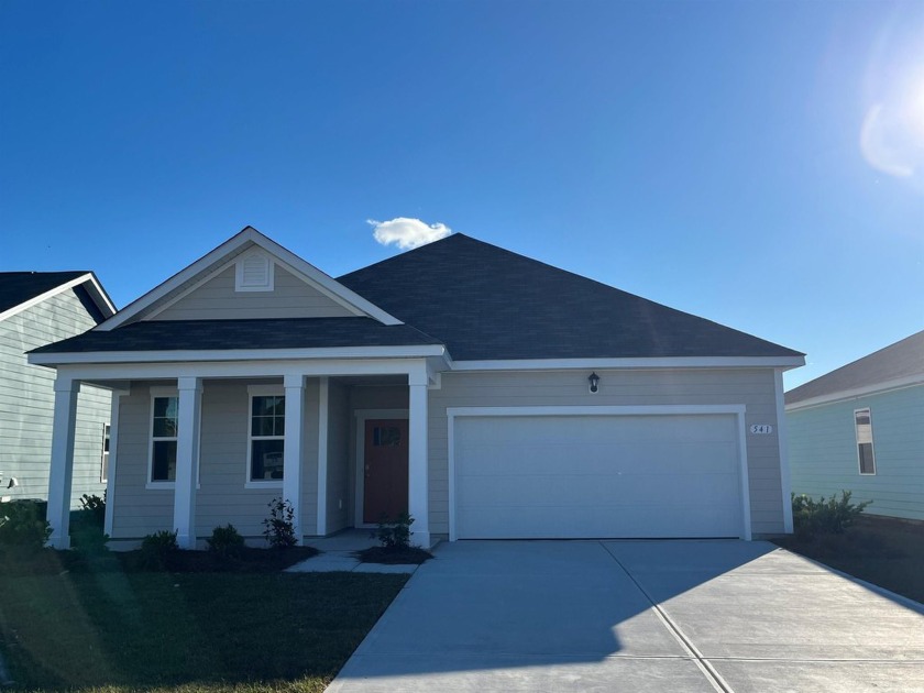 *Move in READY! *3 bedroom, 2 bath *Welcoming front porch - Beach Home for sale in Longs, South Carolina on Beachhouse.com