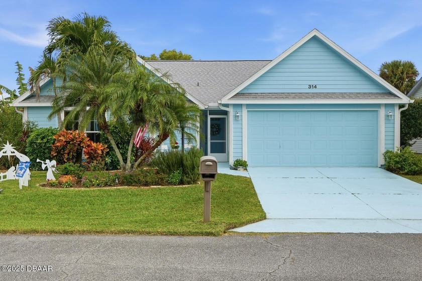Beautifully updated home in a quiet New Smyrna Beach - Beach Home for sale in New Smyrna Beach, Florida on Beachhouse.com