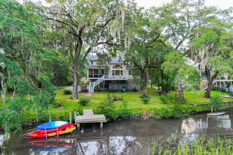 Don't miss this rare waterfront home under $1 million in - Beach Home for sale in Hollywood, South Carolina on Beachhouse.com