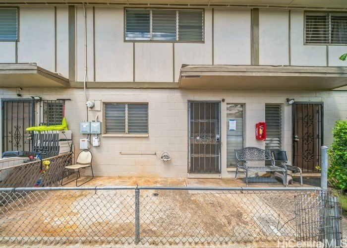 ATTENTION! This 1974 built condo has approximately 992 sqft of - Beach Condo for sale in Ewa Beach, Hawaii on Beachhouse.com