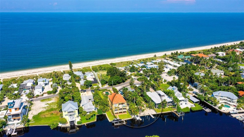 Location is everything! Beautiful, tropical lot with over 1/3 of - Beach Lot for sale in Nokomis, Florida on Beachhouse.com