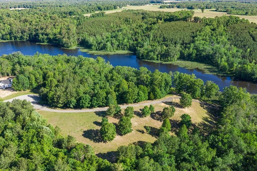 Exceptional opportunity to own a beautiful 5.5-acre waterfront - Beach Acreage for sale in Warsaw, Virginia on Beachhouse.com
