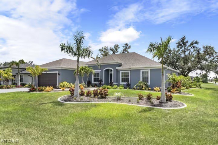 MUST SELL! Reduced by $50,000! Not enough? Seller says, *write - Beach Home for sale in Cape Coral, Florida on Beachhouse.com