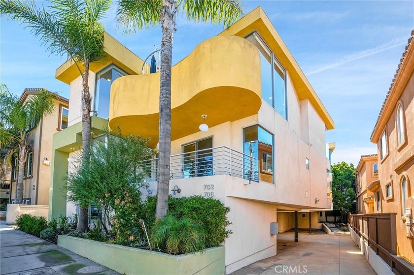 Discover the perfect blend of luxury and coastal charm in this - Beach Condo for sale in Hermosa Beach, California on Beachhouse.com