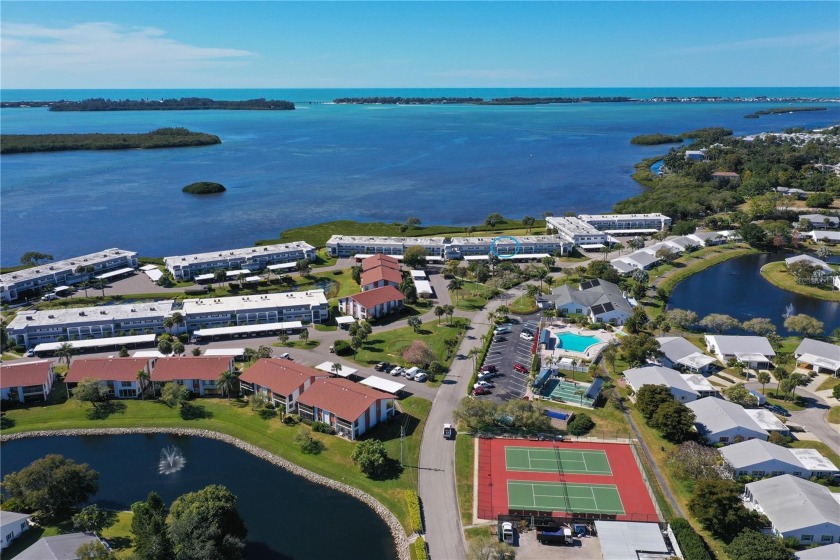 BAY FRONT BEAUTY! FIRST FLOOR TURNKEY FURNISHED CONDO WITH - Beach Condo for sale in Bradenton, Florida on Beachhouse.com