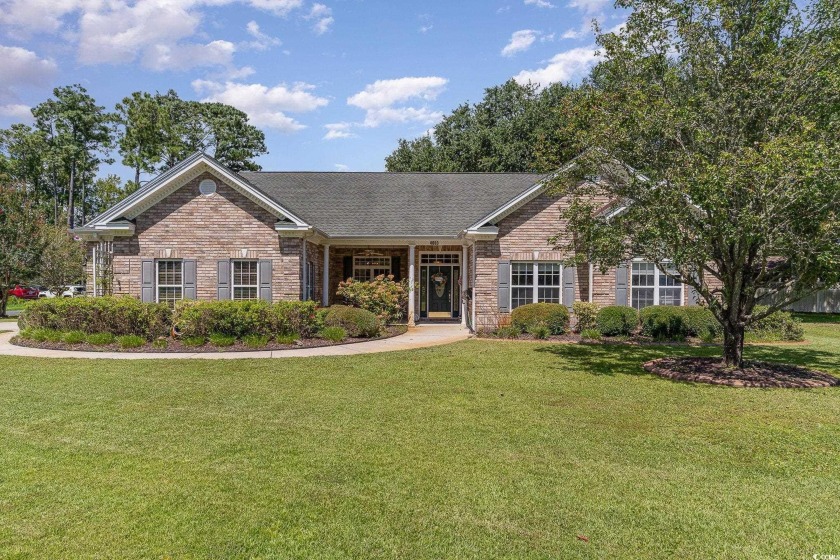 Welcome to your own private oasis! Whether you're looking to - Beach Home for sale in Murrells Inlet, South Carolina on Beachhouse.com