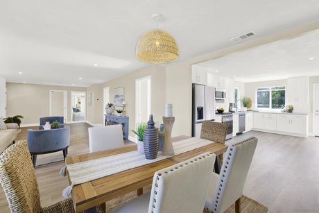 Discover unparalleled coastal living combined with exceptional - Beach Home for sale in Encinitas, California on Beachhouse.com