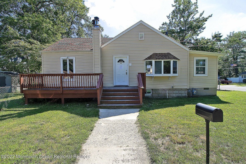 Adorable renovated ranch features 3 bedrooms, 1 full bath - Beach Home for sale in Forked River, New Jersey on Beachhouse.com