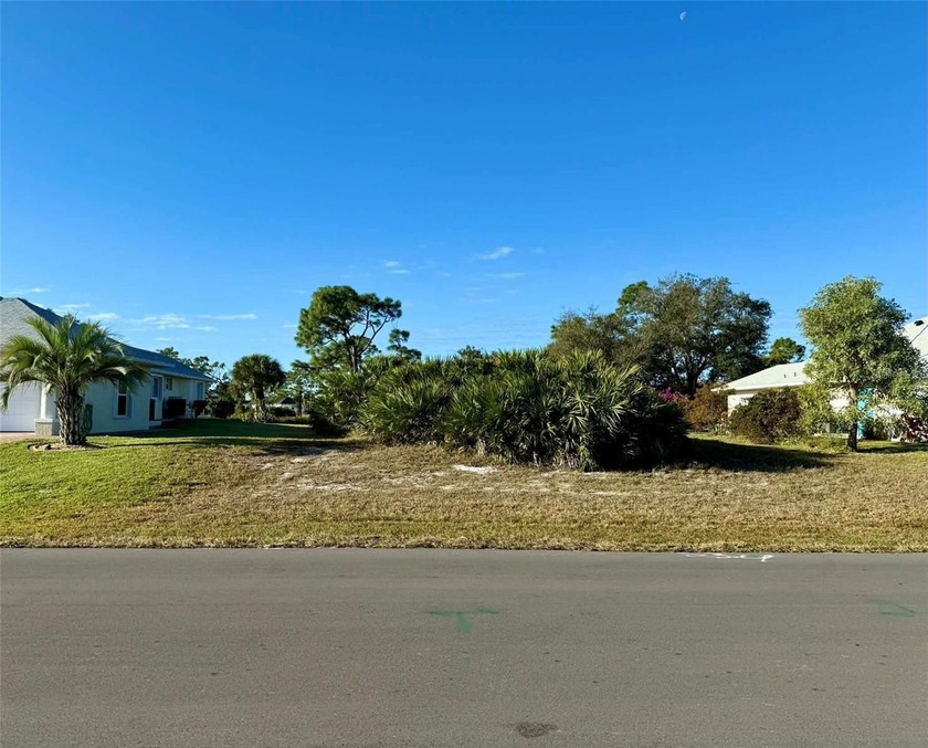 This lot located on a pond will give you a unique location - Beach Lot for sale in Rotonda West, Florida on Beachhouse.com