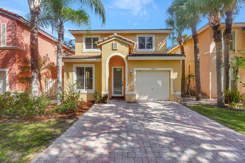 A Hidden Gen in WPB, Situated on a quiet convenient sought after - Beach Home for sale in West Palm Beach, Florida on Beachhouse.com
