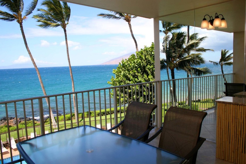 Oceanfront Bliss - Prime Views - 2 bdrm -Royal Mauian #317 - Beach Vacation Rentals in Kihei, Maui, Hawaii on Beachhouse.com