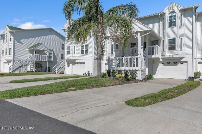 WATERFRONT.  Beautiful Intra coastal waterway views.  Grab your - Beach Townhome/Townhouse for sale in Jacksonville, Florida on Beachhouse.com