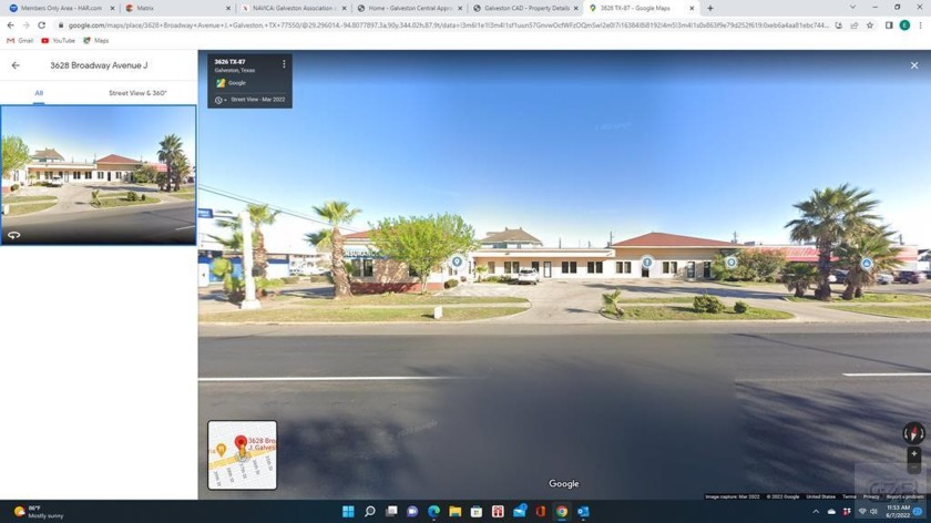 This strip center has 6 spaces. All are leased except for one - Beach Commercial for sale in Galveston, Texas on Beachhouse.com