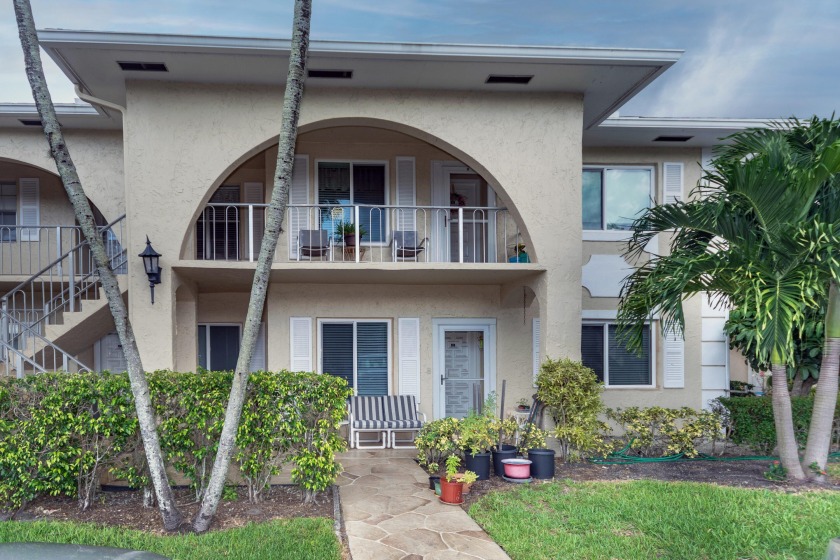 Lovely Furnished 2nd Floor Corner Unit Condo Is the Perfect - Beach Condo for sale in Delray Beach, Florida on Beachhouse.com