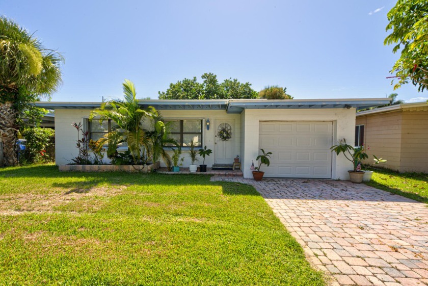 Brand New Roof!!! A block from the beach! Grab your beach chair - Beach Home for sale in Cocoa Beach, Florida on Beachhouse.com