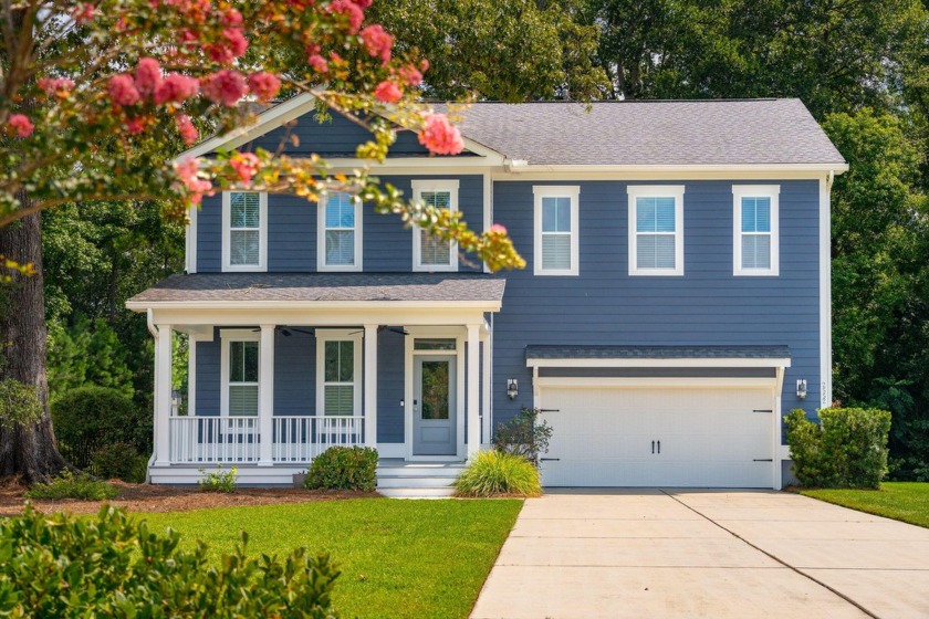 This beautiful home in Stonoview sits perfectly on a private - Beach Home for sale in Johns Island, South Carolina on Beachhouse.com