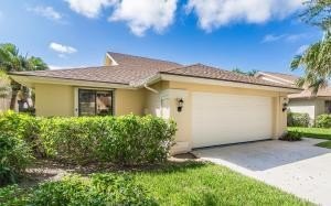 Be ready to move on this exciting 3/2  home in desirable Bluffs - Beach Home for sale in Jupiter, Florida on Beachhouse.com