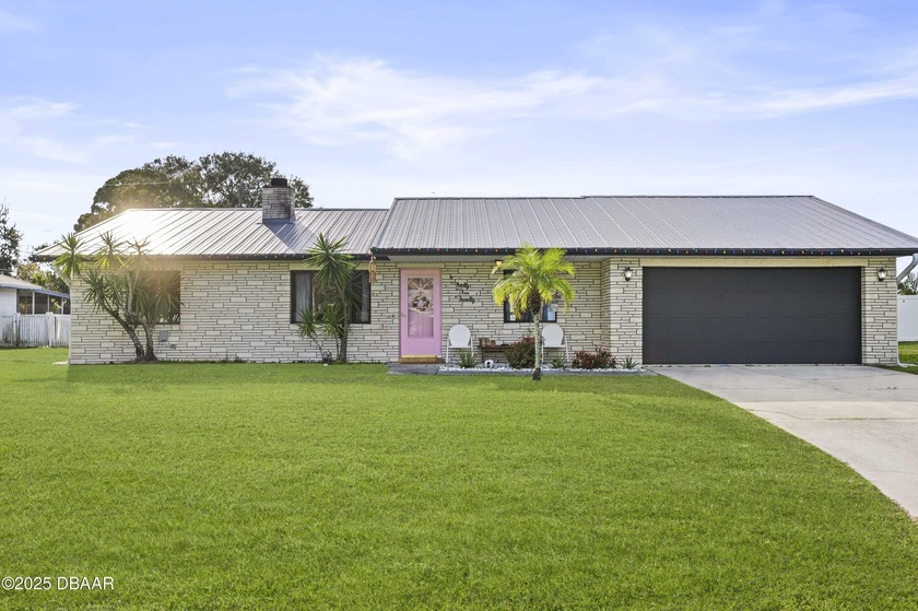 This charming home in the heart of Edgewater has been lovingly - Beach Home for sale in Edgewater, Florida on Beachhouse.com