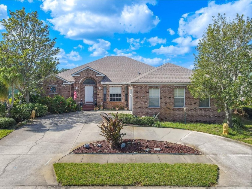 Under contract-accepting backup offers. Step into this - Beach Home for sale in St. Petersburg, Florida on Beachhouse.com