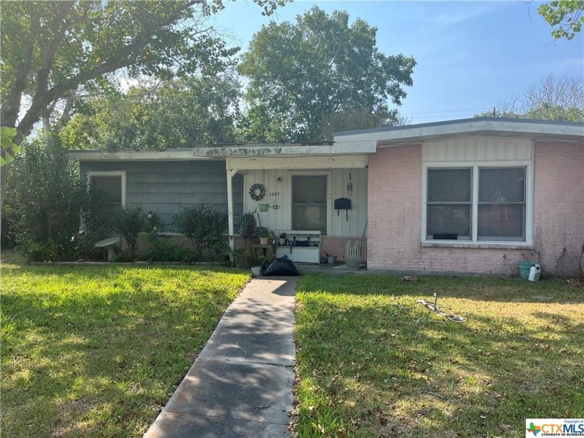 3 Bed 1.5 Bath home located in Port Lavaca is a great investment - Beach Home for sale in Port Lavaca, Texas on Beachhouse.com