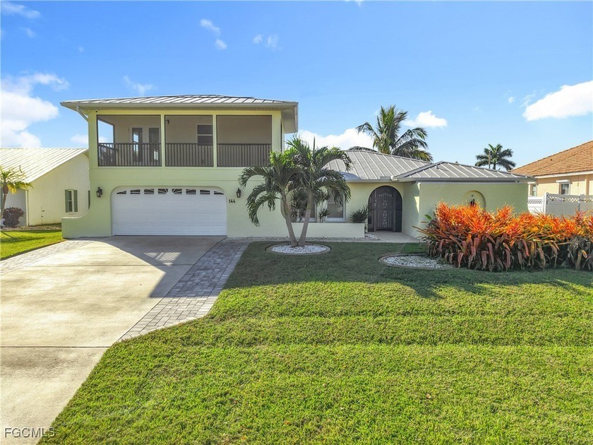 ATTENTION BOATERS!- ATTENTION REALTORS!- ATTENTION EVERYONE! - Beach Home for sale in Cape Coral, Florida on Beachhouse.com