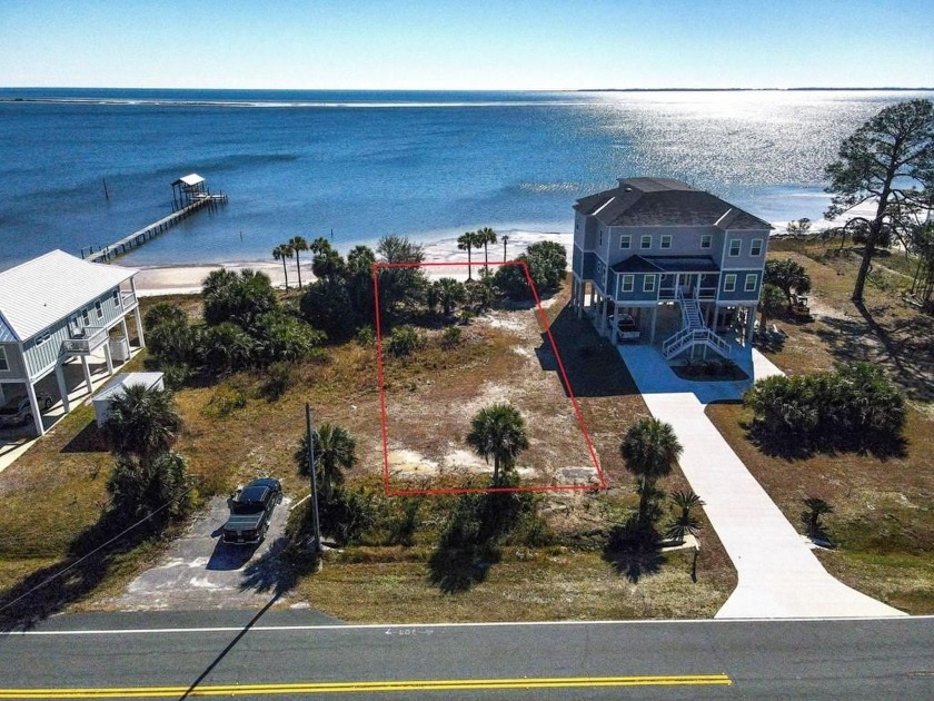 Nice Bay Front lot East of Carrabelle in Lanark Beach. Beautiful - Beach Lot for sale in Carabelle, Florida on Beachhouse.com