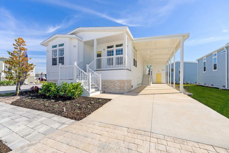 The Azalea, a premier coastal cottage, designed by an - Beach Home for sale in Fort Myers, Florida on Beachhouse.com