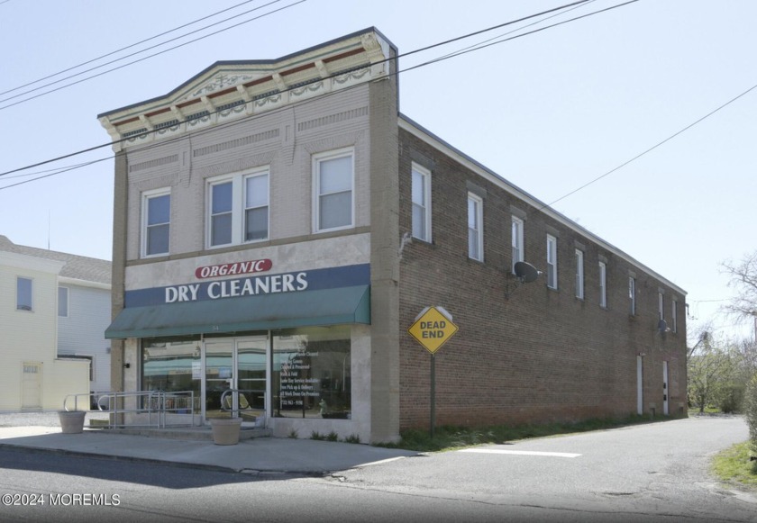 4000 sq ft mixed use building located in North Long Branch two - Beach Commercial for sale in Long Branch, New Jersey on Beachhouse.com